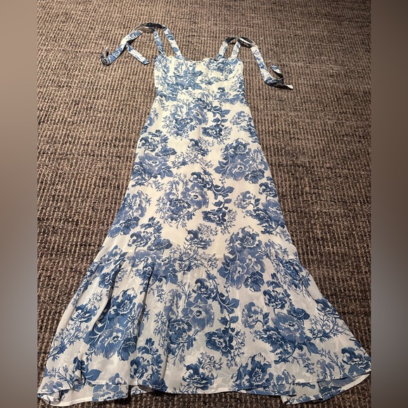 Reformation Nikita Olympia Floral Midi Dress, Size 4 - Picture 6 of 10